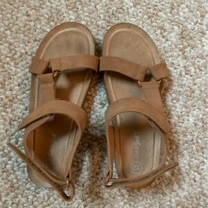 Girls Cat and Jack Sandals